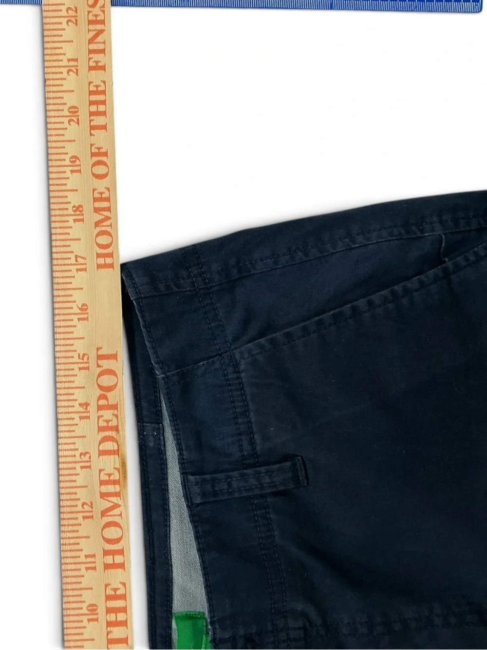 Dip Men’s Flat Front Navy Blue Chino Shorts - Size 34 (Like New)